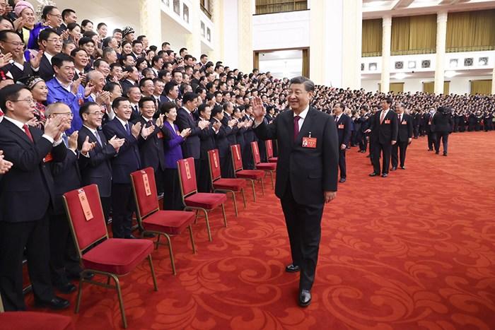 习近平等领导同志亲切会见出席党的二十大代表、特邀代表和列席人员